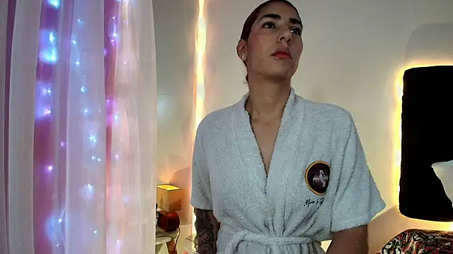 lorrayne  online show from 03-28-26, 12:06