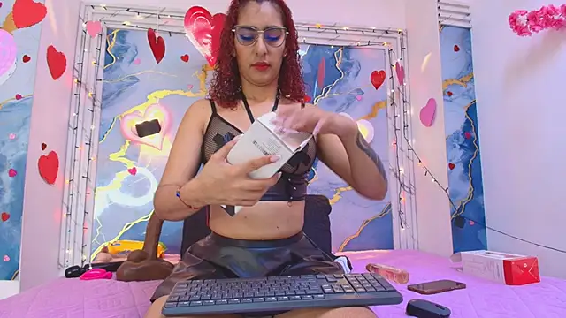 lorrayne  online show from 02-09-26, 12:14