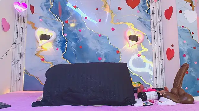 lorrayne  online show from 02-11-26, 12:16