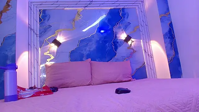 lorrayne  online show from 11-12-25, 12:20