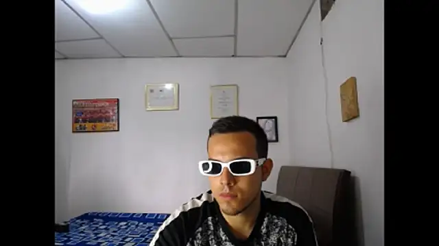 Oliver Wilding online show from 03-18-26, 01:46