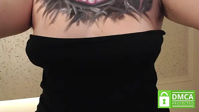 mollywayne online show from 10-30-25, 04:48