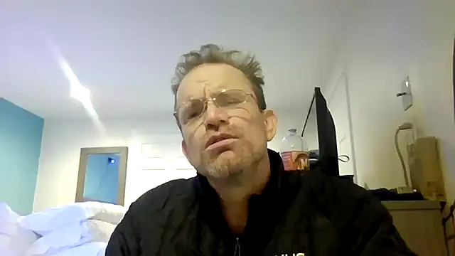 Snapshot of OGaddix269 chatting on 02-16-25, 12:30 OGaddix269 online show from 02-16-25, 12:30