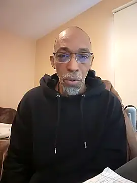 Snapshot of Lonelynudist59 chatting on 02-10-25, 01:22 Lonelynudist59 online show from 02-10-25, 01:22