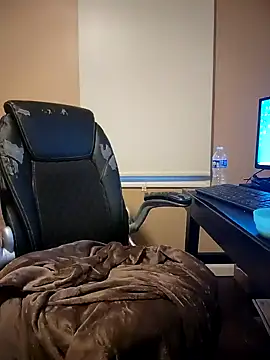 Snapshot of Lonelynudist59 chatting on 12-05-24, 12:17 Lonelynudist59 online show from 12-05-24, 12:17