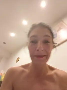 Sposini69 online show from 06-17-26, 11:03