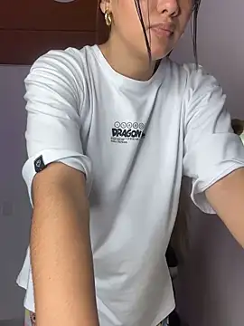 Snapshot of Ambar_pe_ chatting on 03-15-25, 05:19 Ambar pe online show from 03-15-25, 05:19