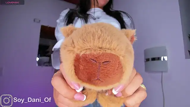 Snapshot of Ambar_pe_ chatting on 03-08-25, 11:39 Ambar pe online show from 03-08-25, 11:39