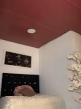 Snapshot of Ambar_pe_ chatting on 10-25-25, 03:23 Ambar pe online show from 10-25-25, 03:23