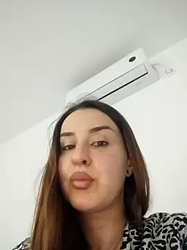 miradetrasdeti online show from 04-21-26, 08:48