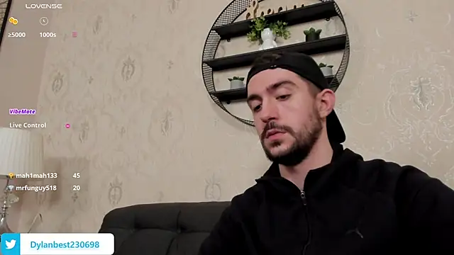 Snapshot of Dylan_Best chatting on 03-02-26, 05:08 Dylan Best online show from 03-02-26, 05:08