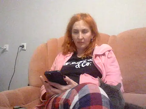 MssAngela online show from 11-13-25, 05:06