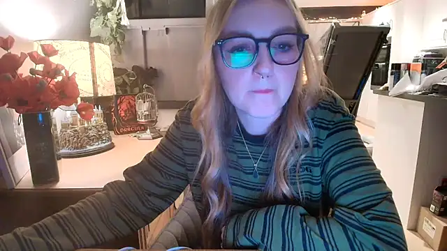 short sweetpea online show from 10-29-25, 06:07