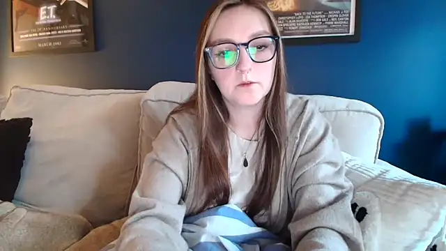 short sweetpea online show from 11-18-25, 03:15