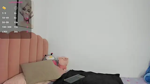 Snapshot of julieth_sanz chatting on 02-25-25, 08:36 julieth sanz online show from 02-25-25, 08:36