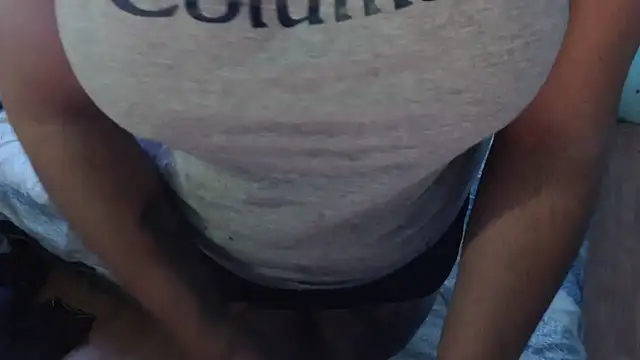 Hilarybunnyy online show from 12-02-24, 10:51