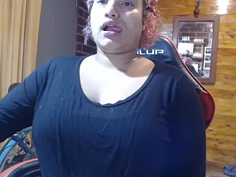 Hilarybunnyy online show from 04-09-26, 01:40