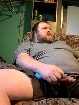 Snapshot of fatdickdaddy448 chatting on 10-24-25, 04:28 fatdickdaddy448 online show from 10-24-25, 04:28