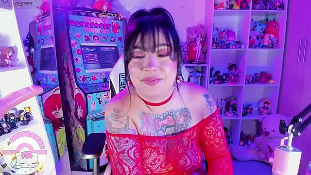 Snapshot of meda_kawaii_ chatting on 02-23-25, 10:28 meda kawaii  online show from 02-23-25, 10:28