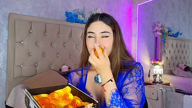 nini love01 online show from 06-11-26, 03:36