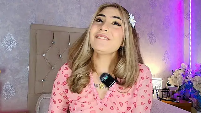 nini love01 online show from 06-25-26, 03:37