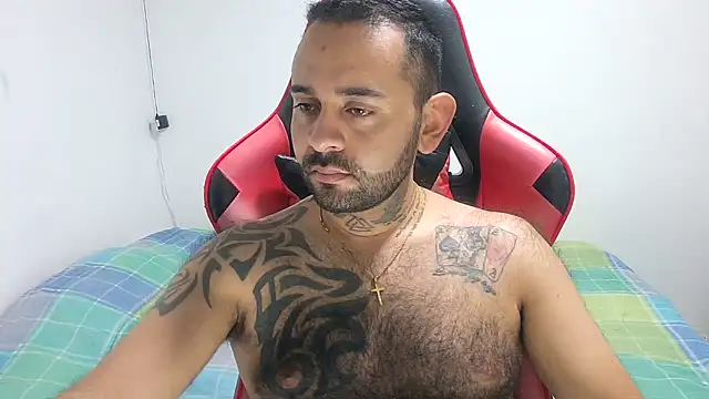 TeddyGominola  online show from 02-02-25, 03:28