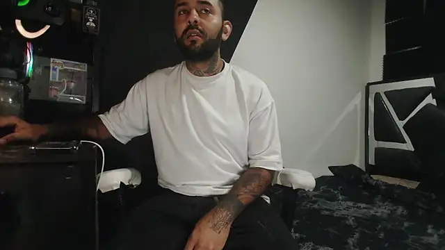 TeddyGominola  online show from 09-17-25, 07:05