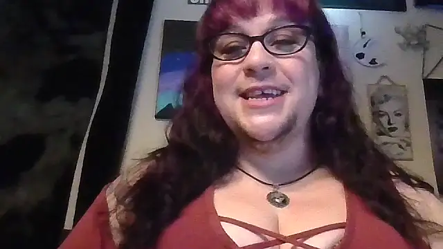 Snapshot of GothyBaby chatting on 11-17-25, 08:02 GothyBaby online show from 11-17-25, 08:02