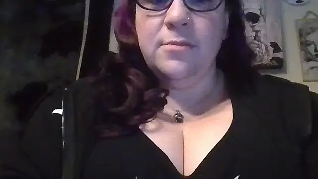 Snapshot of GothyBaby chatting on 11-30-25, 06:30 GothyBaby online show from 11-30-25, 06:30