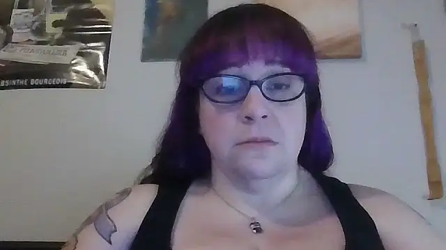 Snapshot of GothyBaby chatting on 11-29-25, 09:37 GothyBaby online show from 11-29-25, 09:37