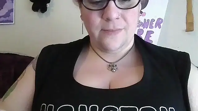 Snapshot of GothyBaby chatting on 04-26-26, 07:22 GothyBaby online show from 04-26-26, 07:22