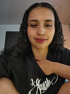 Lucy Marin online show from 05-14-26, 03:31