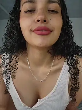 Lucy Marin online show from 05-25-26, 03:55