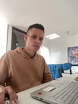 Snapshot of yequeal chatting on 02-24-25, 06:15 yequeal online show from 02-24-25, 06:15