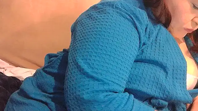 atlwebbie75 online show from 11-18-25, 01:03