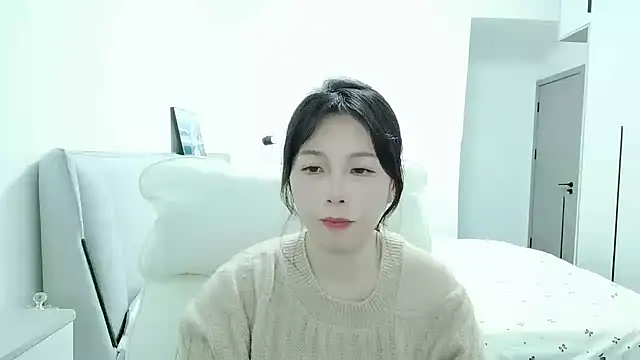 Sunset glow online show from 11-04-25, 12:53