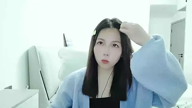 Sunset glow online show from 11-11-25, 02:45