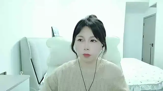 Sunset glow online show from 10-25-25, 10:58