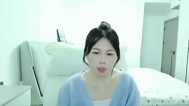 Sunset glow online show from 10-24-25, 03:44