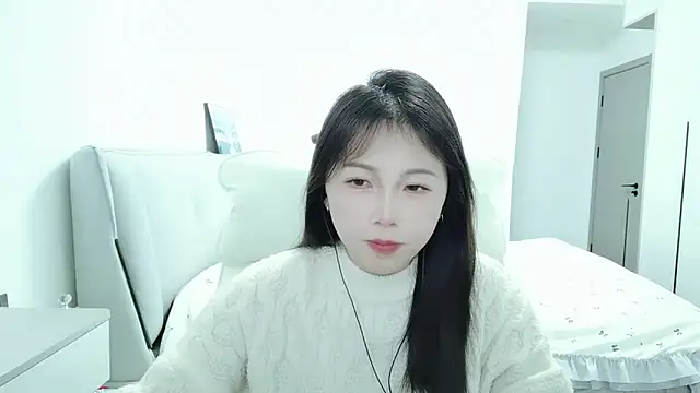 Sunset glow online show from 11-23-25, 02:16