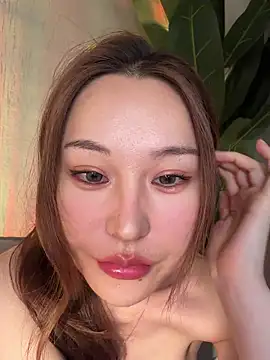 sphynx- - online show from 11-04-25, 04:11