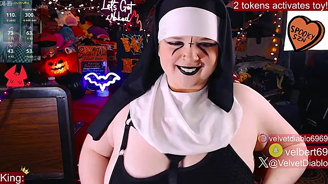 VelvetDiablo online show from 10-27-25, 11:49