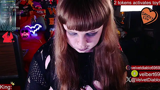 VelvetDiablo online show from 10-09-25, 12:00