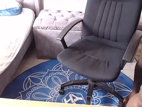 ebonybbwcouples online show from 10-29-25, 12:37