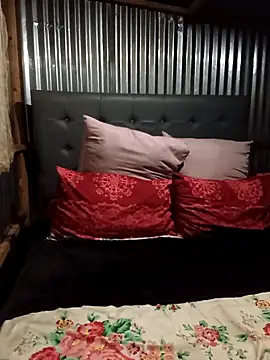 CuteHoney92 online show from 02-25-26, 06:30