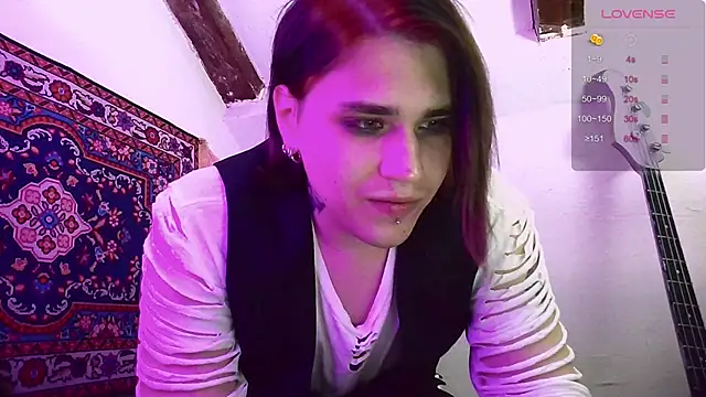 Snapshot of sademobeer chatting on 03-09-25, 06:21 sademobeer online show from 03-09-25, 06:21