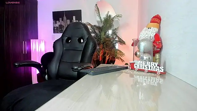 Amaia Bushida online show from 11-26-25, 02:11