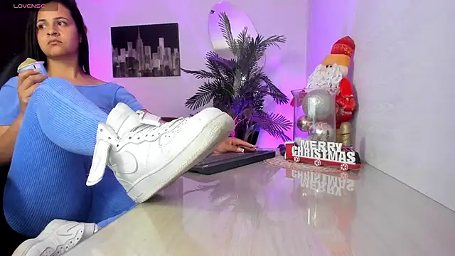 Amaia Bushida online show from 11-27-25, 02:23