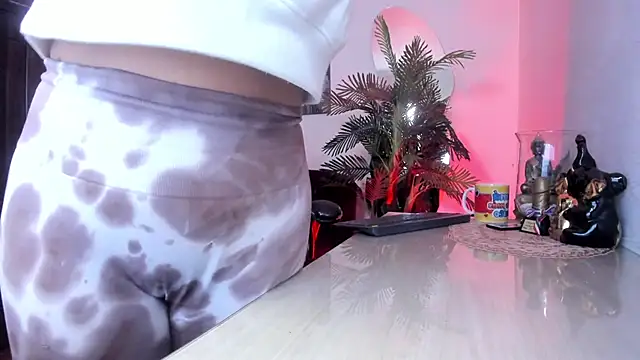 Amaia Bushida online show from 03-10-26, 02:15