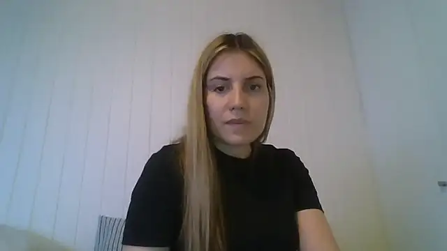 Snapshot of alaanna_new chatting on 10-08-25, 10:43 alaanna new online show from 10-08-25, 10:43